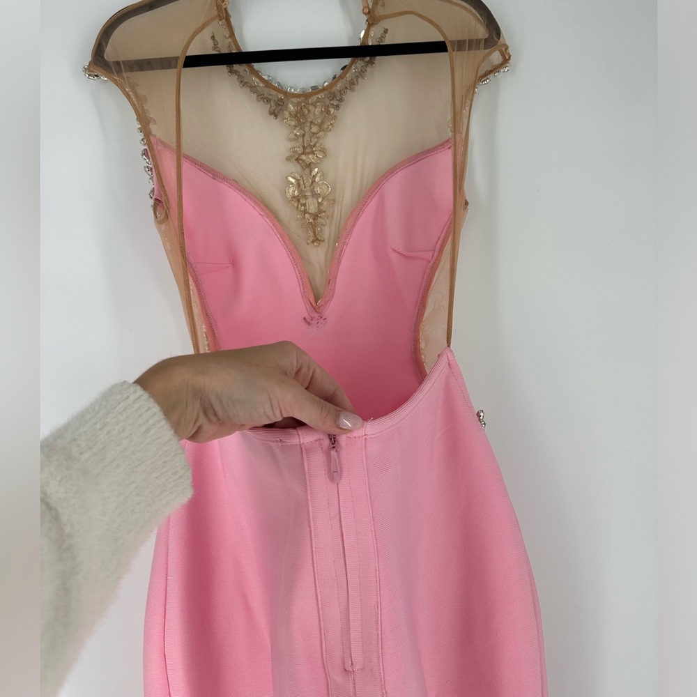 Dress - Picture 4 of 5